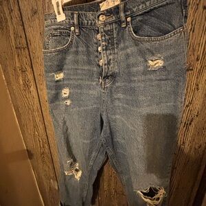 We The Free Blue Boyfriend Distressed Jeans 31